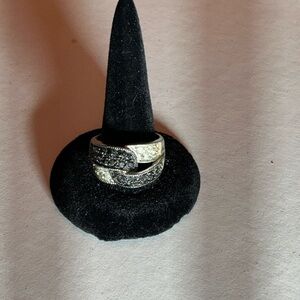 Vintage Sterling Silver Ring with Cubic Zirconia Stones